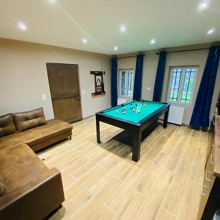 Apartman Un Moment Hors Du Temps - Jacuzzi - Billard -baby-foot- Parking - 167 *