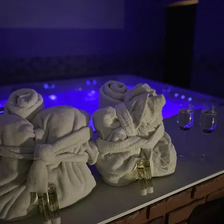 Un Moment Hors Du Temps - Jacuzzi - Billard -baby-foot- Parking - 167 * Rouen