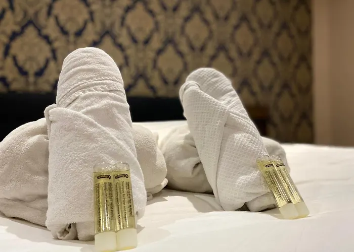 Un Moment Hors Du Temps - Jacuzzi - Billard -baby-foot- Parking - 167 Apartment *