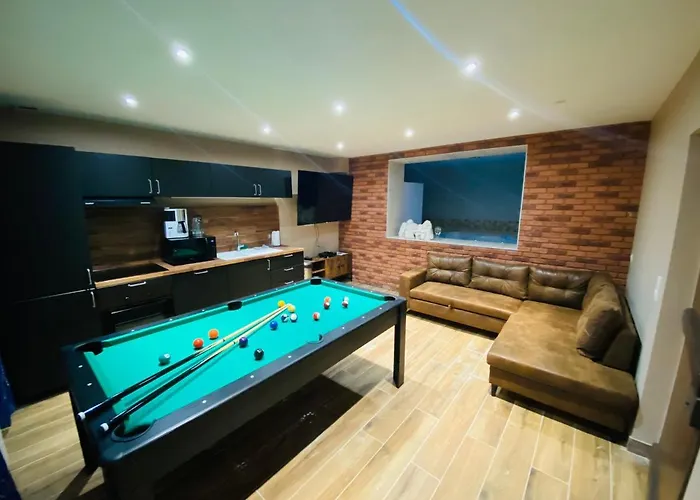 Un Moment Hors Du Temps - Jacuzzi - Billard -baby-foot- Parking - 167 Apartment Rouen