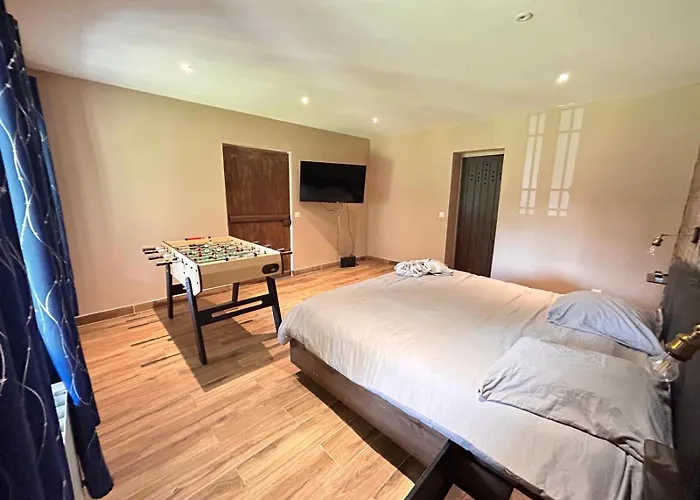 Apartment Un Moment Hors Du Temps - Jacuzzi - Billard -baby-foot- Parking - 167 *